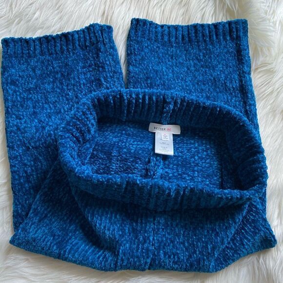 Blue Fuzzy Sweater Knit Malibu Bike Shorts - Picture 11 of 13